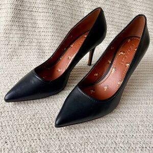 Coach Black Leather Pointed-Toe Heel Stiletto Pumps Size 7.5